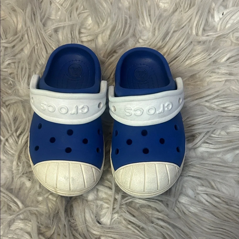 CROCS Kids' riyal blue and White Slip-On Sandals size 7